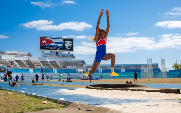 Atletismo cubano iniciará el año con confrontaciones nacionales