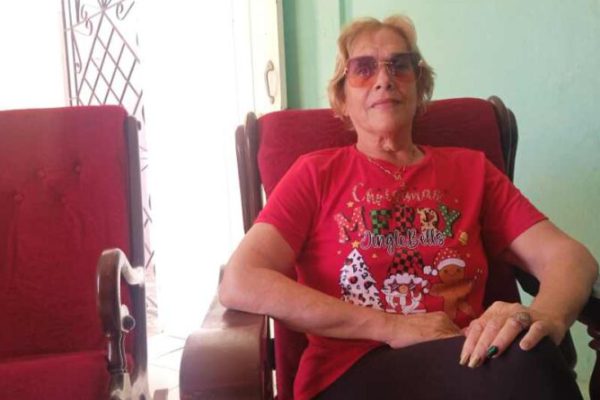 Radio Santa Cruz: el escenario donde Lizaida Culley brilla con su voz