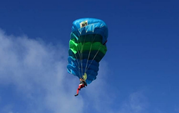 Inició IV Copa de la Amistad de Paracaidismo de Varadero 2025