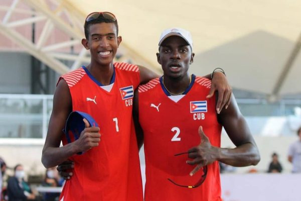 Dúo playero cubano Díaz-Alayo con torneos de primer nivel en 2025