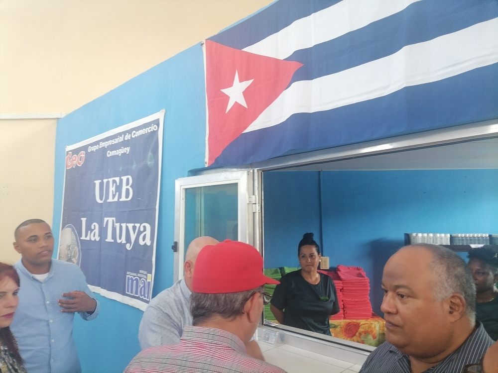 Unidad Empresarial La Tuya destaca por responsabilidad social y logros comerciales en Camagüey (+ Fotos)