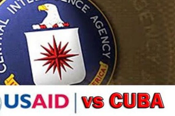 El País, los medios independientes y la USAID