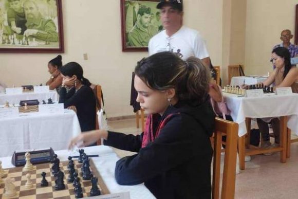 Lorena Beatriz Montejo se roba el show en el Campeonato Nacional Femenino de Ajedrez