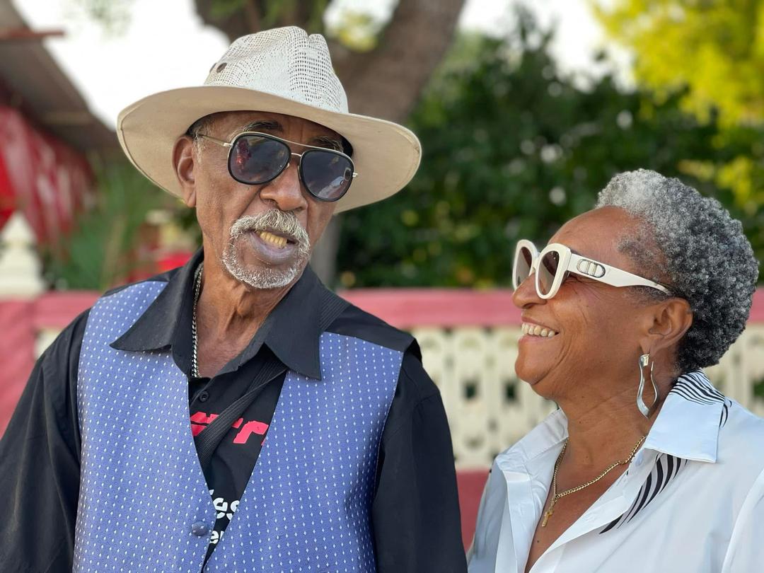 Amor y Amistad: lazos que iluminan nuestros días (+ Fotos)