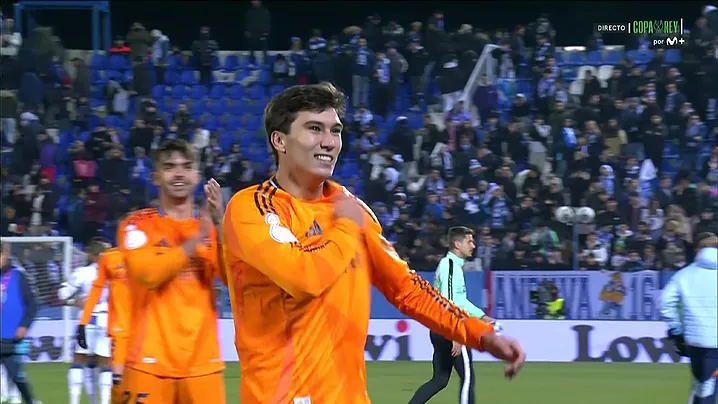 Real Madrid evita prórroga con golazo de Gonzalo García y avanza a semifinales de la Copa del Rey