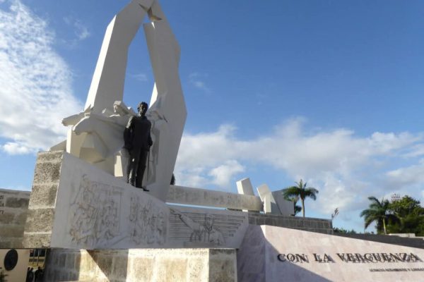 Oficina del Historiador de Camagüey impulsa el desarrollo de varias obras constructivas