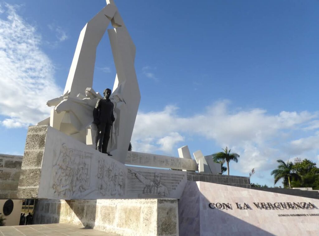 Oficina del Historiador de Camagüey impulsa el desarrollo de varias obras constructivas