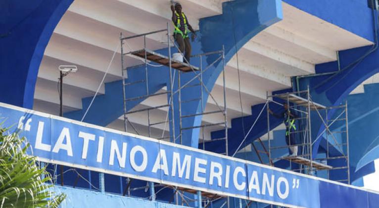 El Latinoamericano se embellece para la III Liga Élite de Beisbol