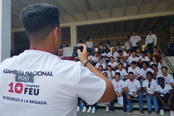 En Camagüey congreso estudiantil regresó a la brigada