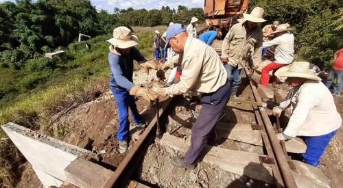 Construyen puente de ferrocarril para revitalizar viajes entre Nuevitas y Santa Clara