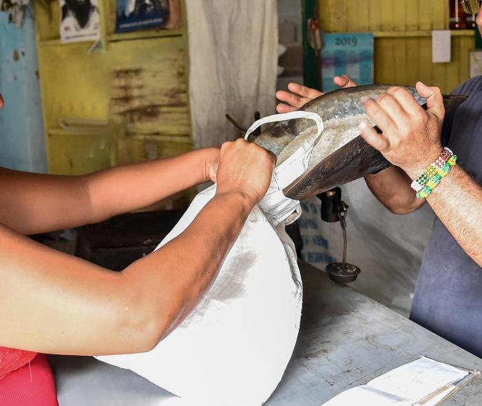 Distribuyen en Camagüey productos de la canasta familiar normada