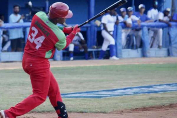 Caen los líderes en Liga Élite del Béisbol Cubano