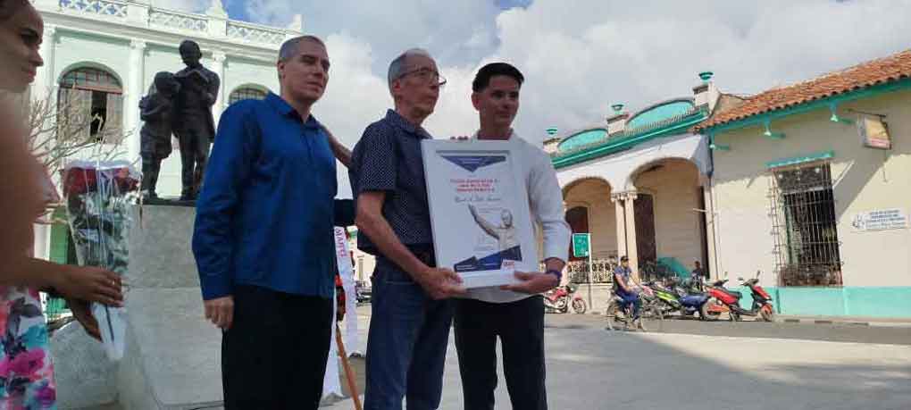 Camagüey rinde homenaje al Día de la Prensa Cubana