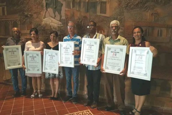 Distinción 511 Aniversario a medios de prensa y periodistas destacados