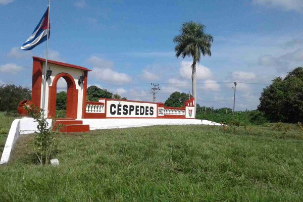 En Camagüey Bandera 65 Aniversario de los Comités de Defensa de la Revolución
