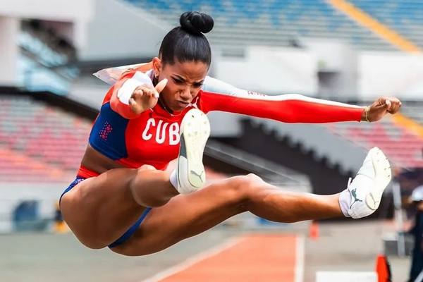 Cubanos en podio de lid de atletismo de Salamanca