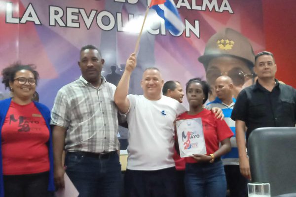 Trabajadores de las comunicaciones en la avanzada del movimiento sindical camagüeyano