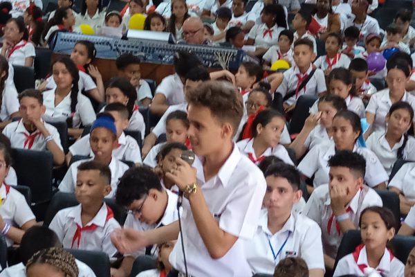 Celebran en Camagüey asamblea estudiantil (+ Fotos)