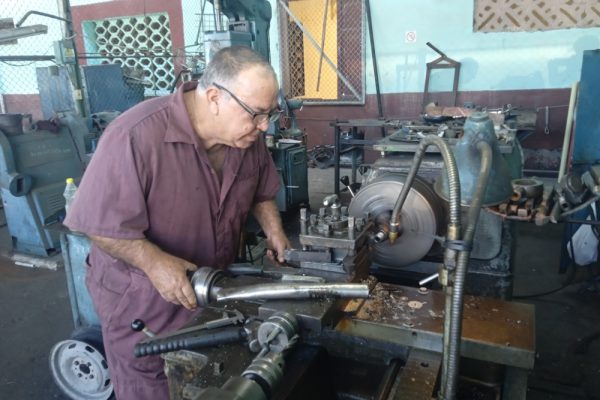 Gerardo, innovador desde el torno