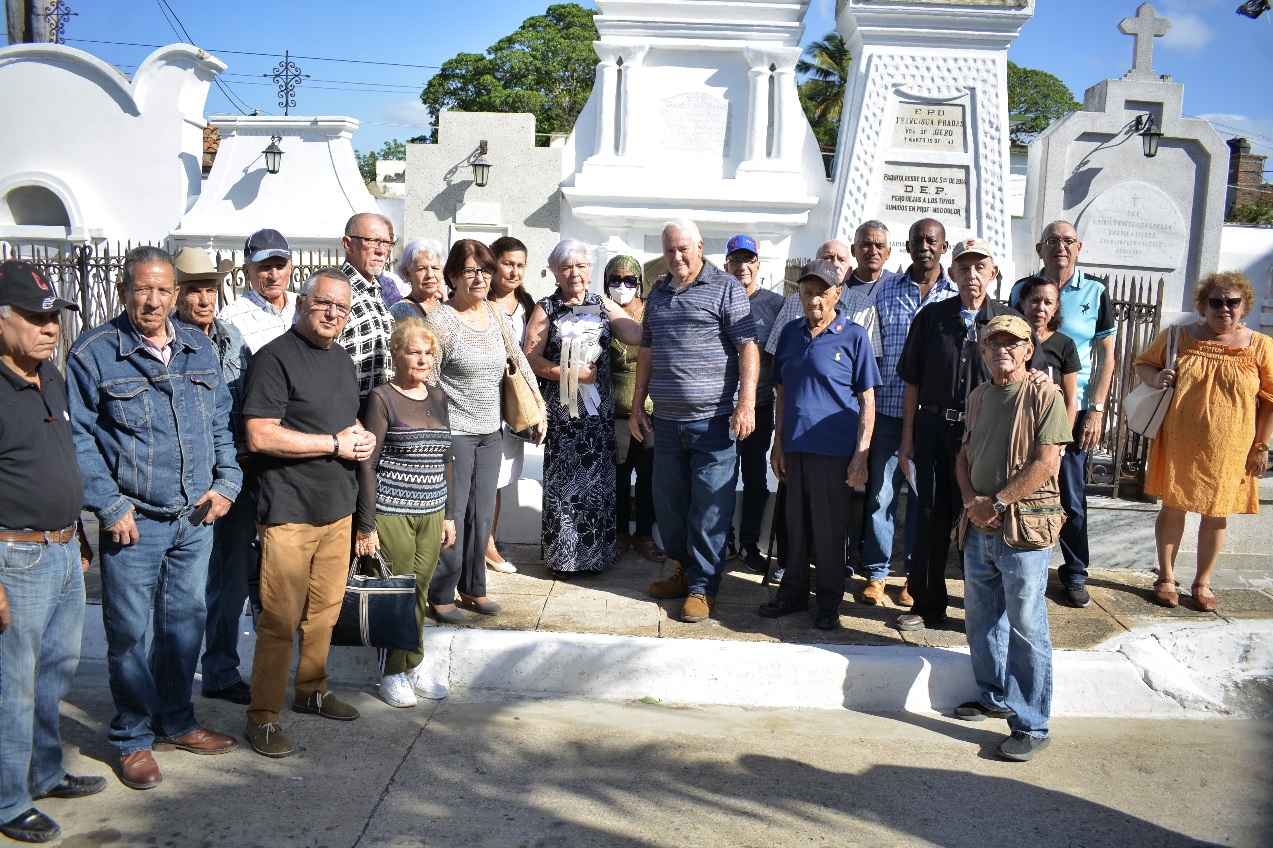 Tributo a Lázaro Vázquez García a tres años de su fallecimiento (+ Fotos)