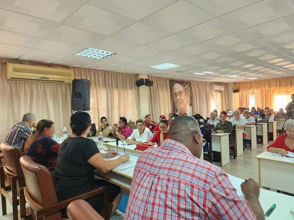 Sesiona en Camagüey Pleno Provincial de la Federación de Mujeres Cubanas (+ Fotos)