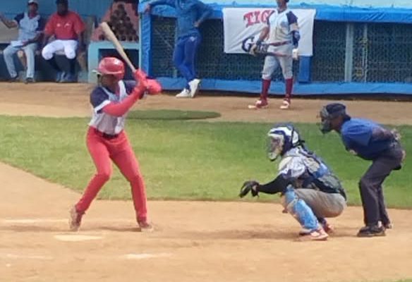 Barridas marcaron jornada inicial del beisbol camagüeyano