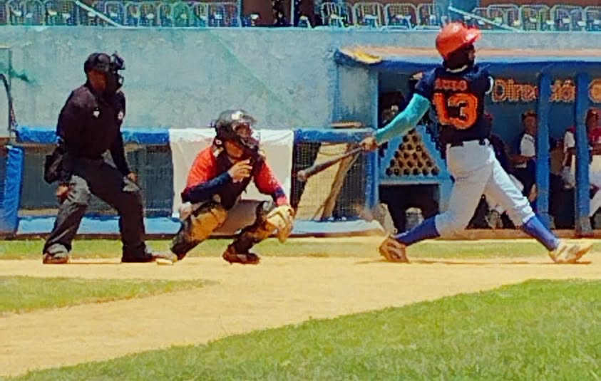 Florida y Camagüey se aproximan a final beisbolera