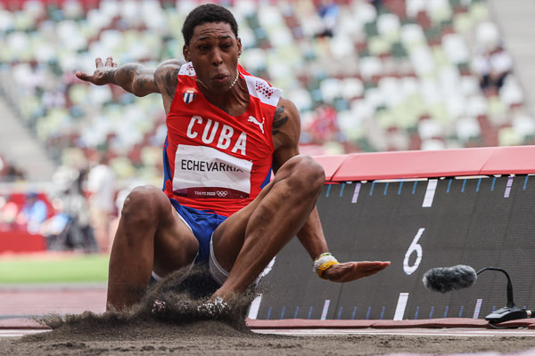 Juan Miguel vuelve con triunfo en mitin atlético de Castellón