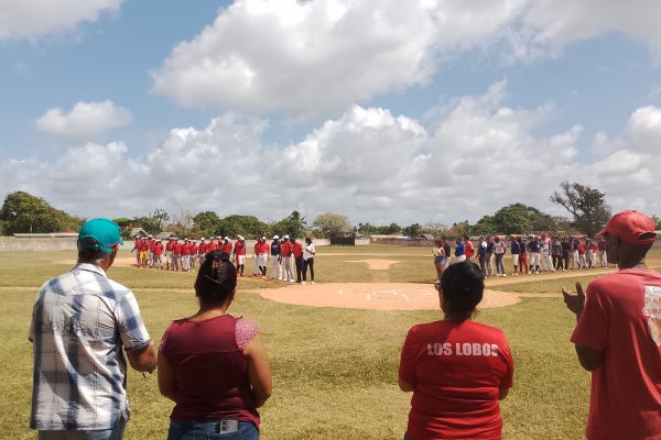 Comienza la serie provincial de pelota