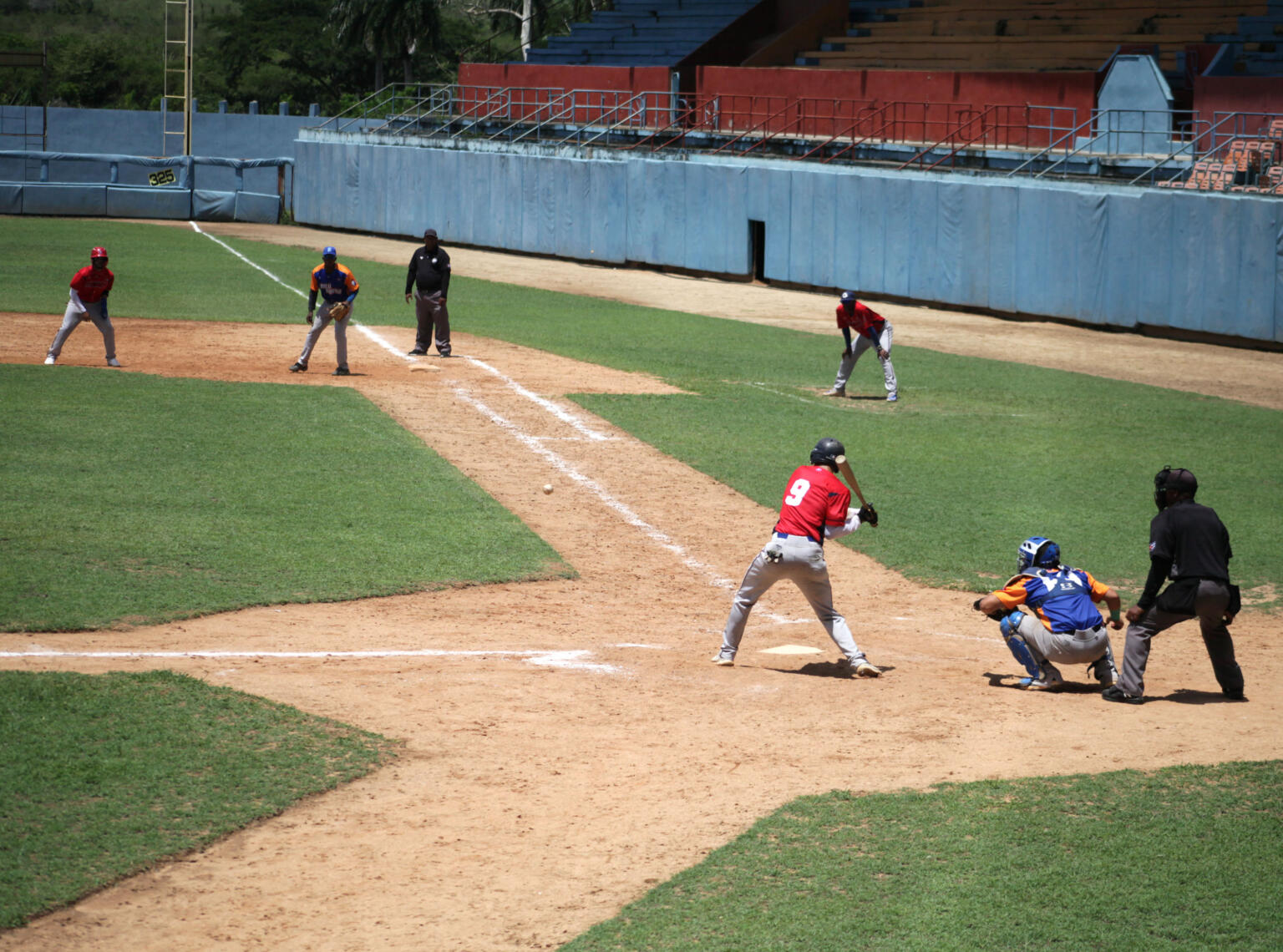 Nuevo revés ante Sancti Spíritus en Béisbol Sub-23