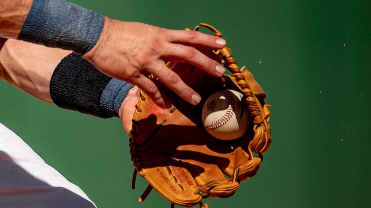 Toros mandan en el Grupo C del béisbol Sub-23 (+ Fotos)