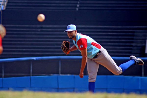 Ciego de Ávila noquea a Las Tunas y toma ventaja en la lucha por el título de la Liga Élite