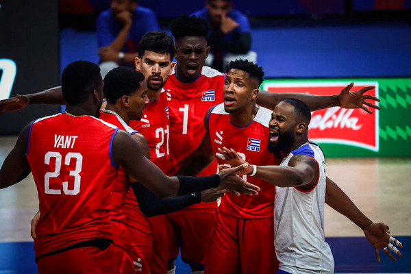 Cuba cae en inicio de Liga de Naciones de Voleibol