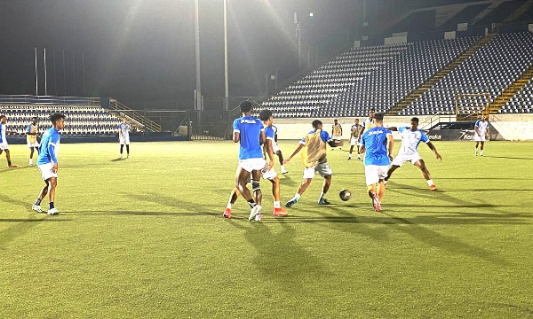 Selección cubana de fútbol ensaya con goleada