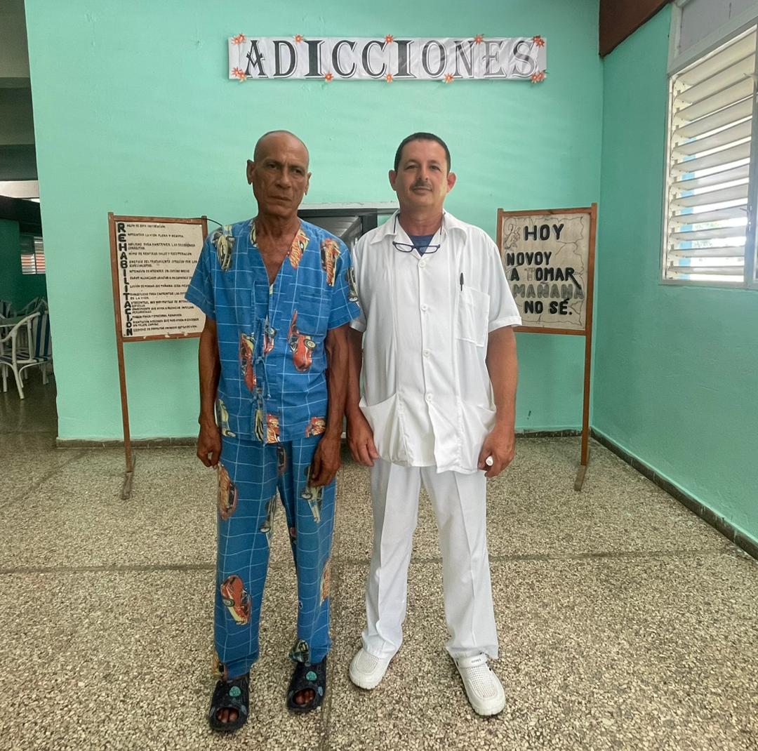 Alexander convierte su trabajo en un hogar de esperanza y recuperación