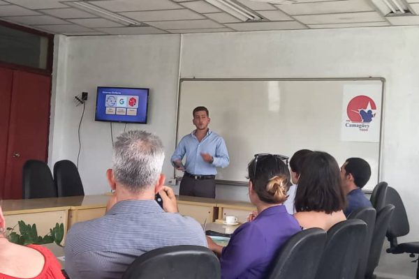 Grupo científico estudiantil sobre Inteligencia Artificial impacta en sectores estratégicos