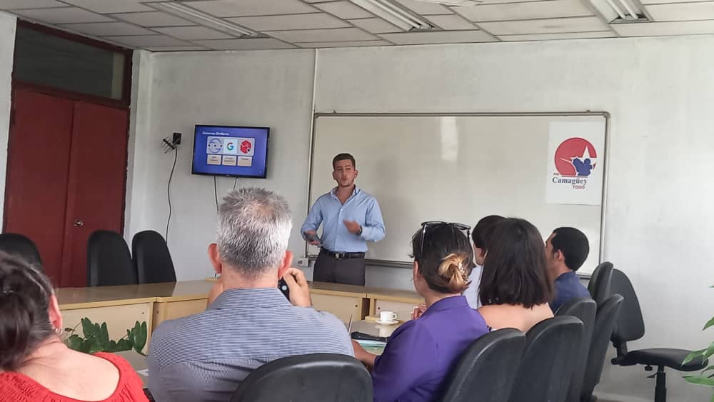 Grupo científico estudiantil sobre Inteligencia Artificial impacta en sectores estratégicos