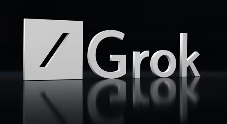 Grok 4, la IA de Elon Musk, estará disponible este julio