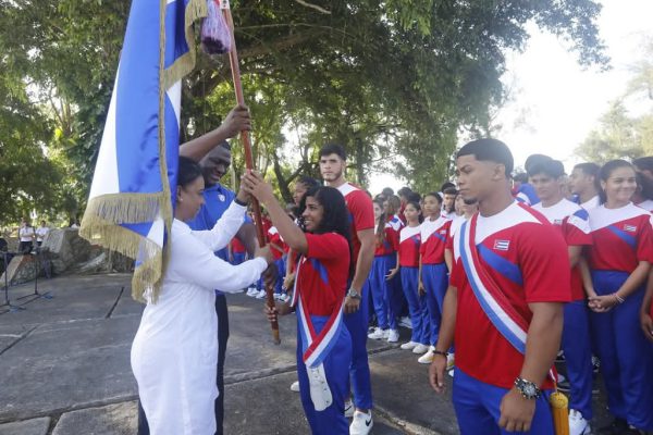 Abanderada delegación cubana rumbo a los Juegos Panamericanos Júnior (+ Fotos)