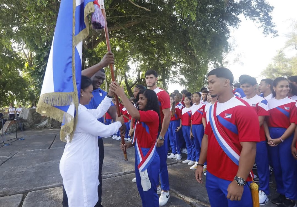 Abanderada delegación cubana rumbo a los Juegos Panamericanos Júnior (+ Fotos)