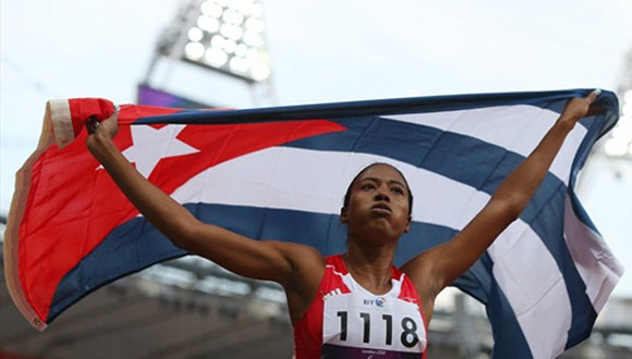 Díaz-Canel felicita a Omara Durand por el nacimiento de su segunda hija