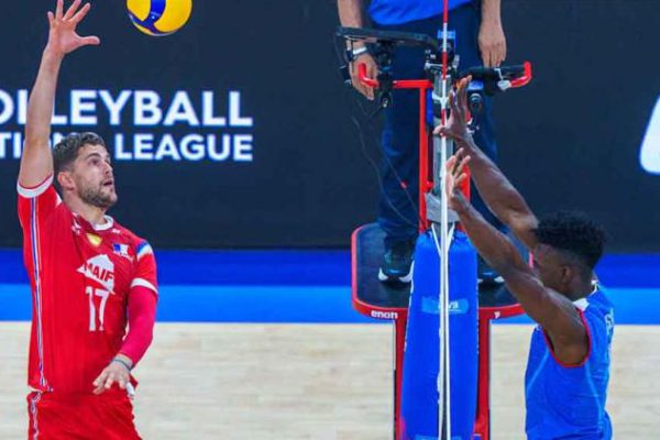 Cuba se mantiene en la lucha en Liga de Naciones de Voleibol