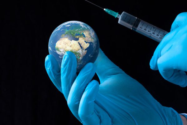 Fabricar medicamentos en el espacio ya es una realidad