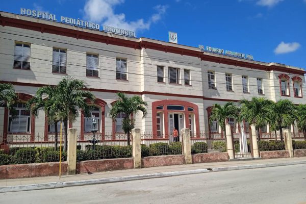 Jornada científica en Camagüey busca mejorar atención pediátrica