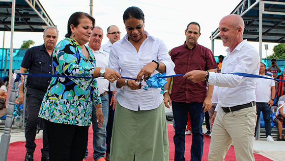 Reinauguran emblemático estadio cubano de fútbol La Polar