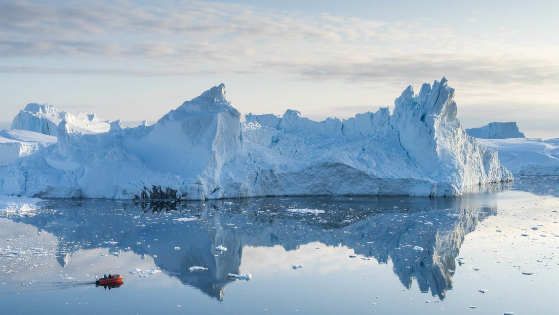 Gigantesco iceberg amenaza a la isla más grande del planeta