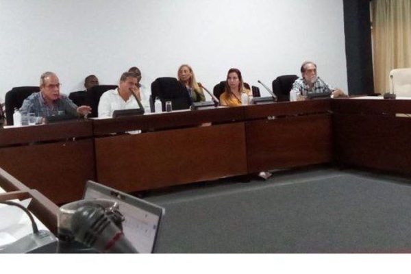 Instalación de paneles solares favorece a red sismológica en Cuba