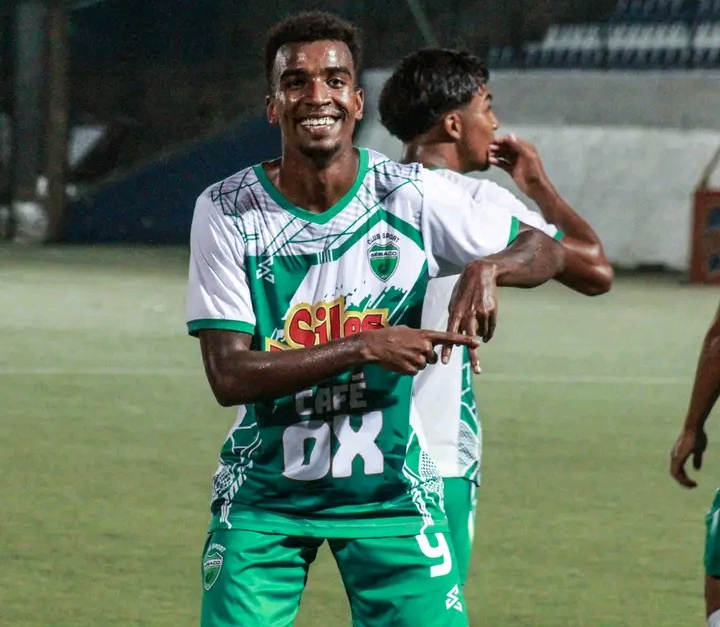 Samoelbis aplica la Ley del ex