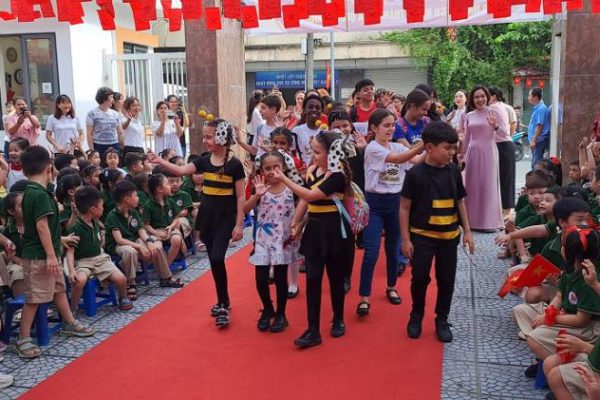 La Colmenita se lleva a Cuba el optimismo y la esperanza de Vietnam