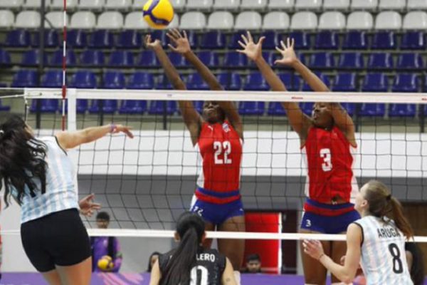 Asunción 2025: Cuba va por el quinto lugar en voleibol femenino